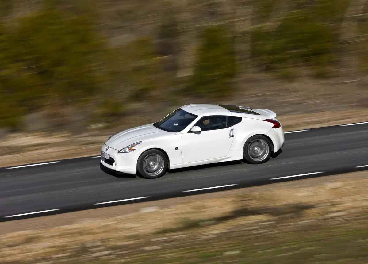 Nissan 370Z Coupé Coupé 3.7 V6 Lev 2 (6)