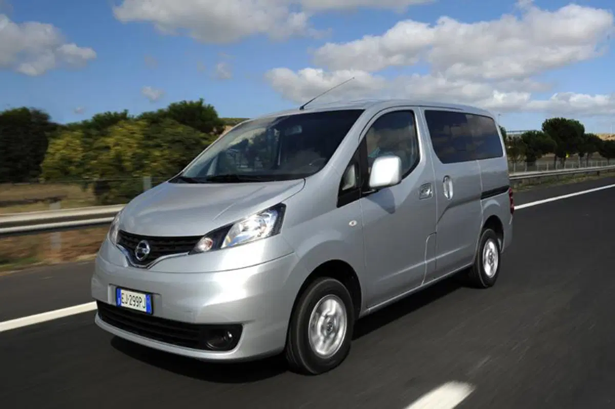 Nissan Evalia (2011-16) (3)