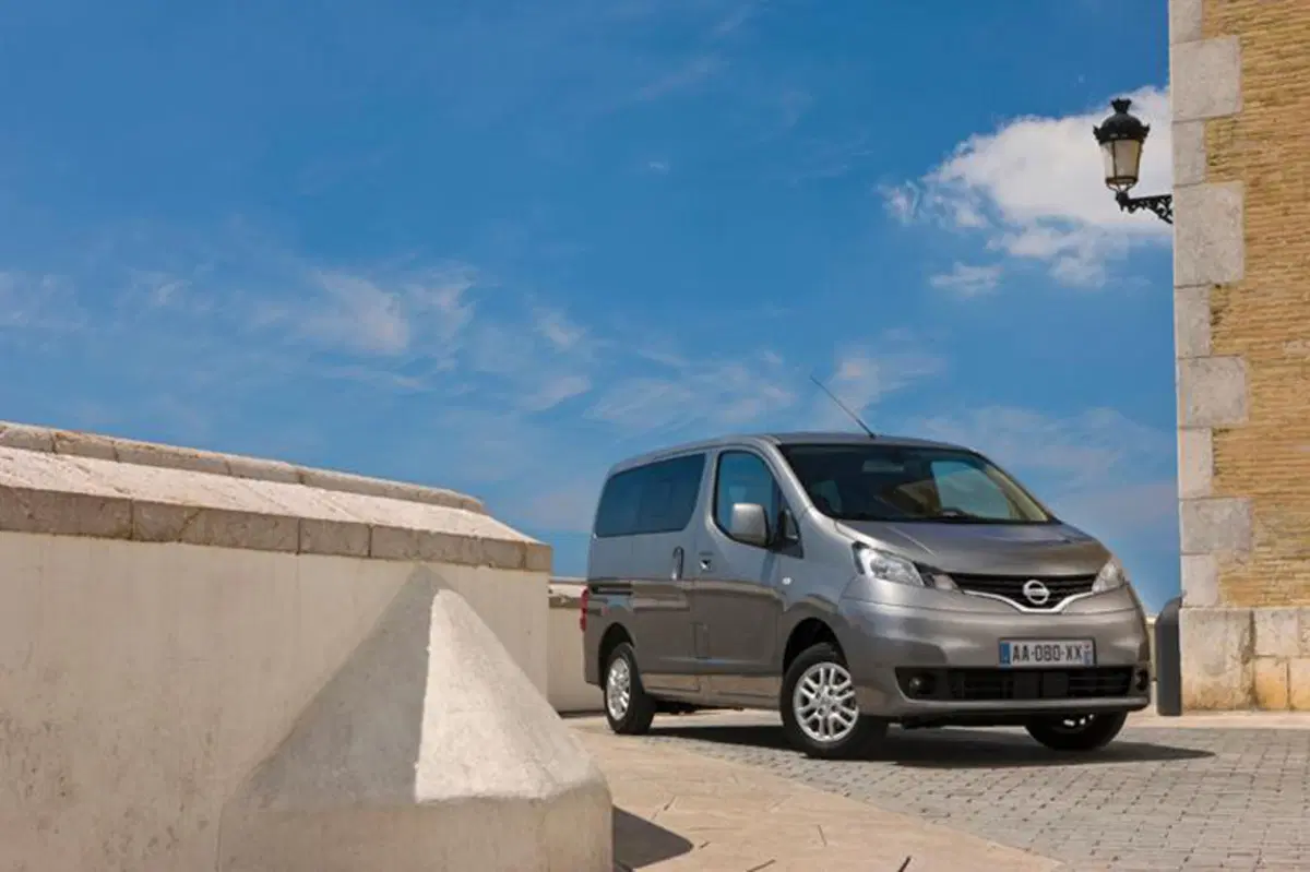 Nissan Evalia (2011-16) (5)