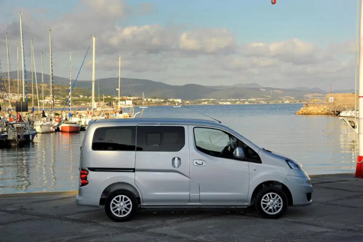Nissan Evalia (2011-16) (8)
