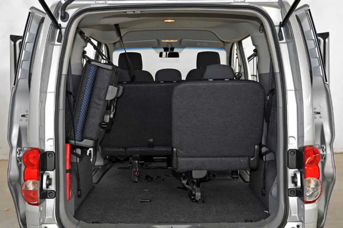 Nissan Evalia (2011-16) (16)