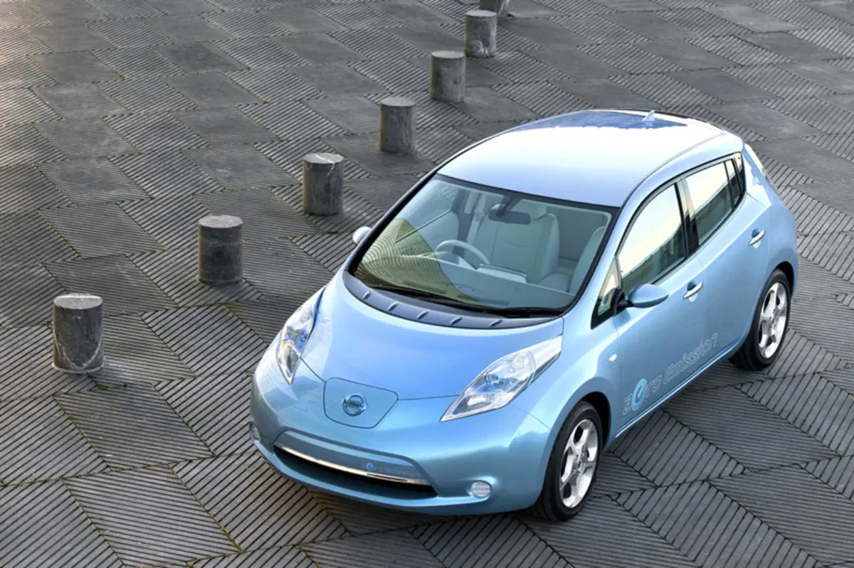 Nissan Leaf (2011-17) (24)
