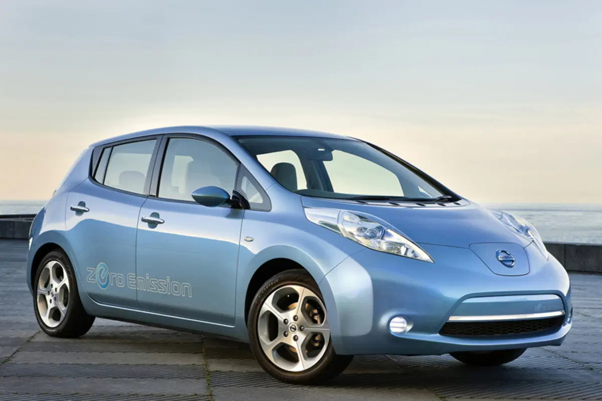 Nissan Leaf (2011-17) (25)