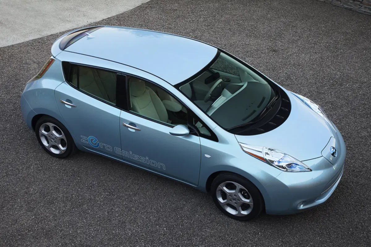 Nissan Leaf (2011-17) (7)