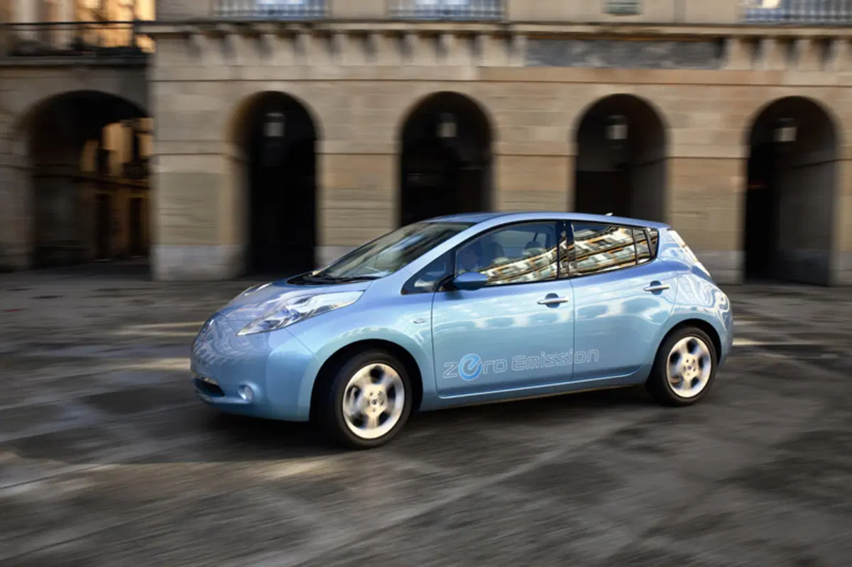 Nissan Leaf (2011-17) (10)