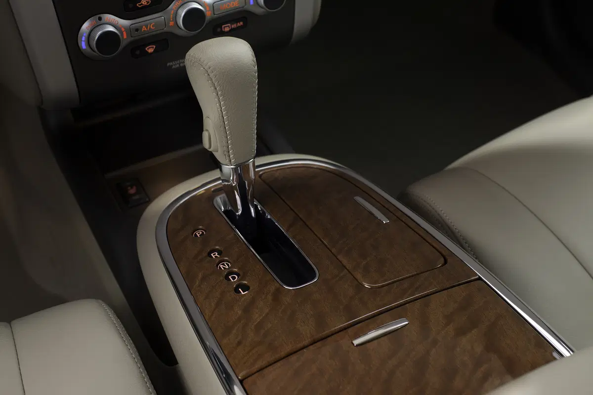 Nissan Murano (2008-13) (11)