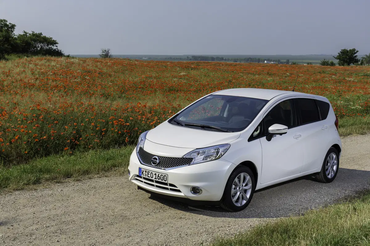 Nissan Note 1.2 12V DIG-S 98CV Acenta (2)
