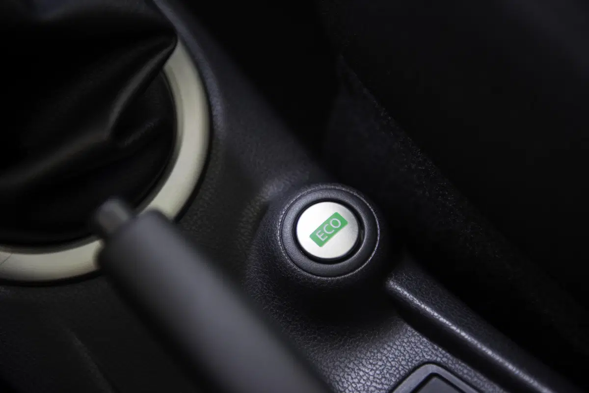 Nissan Note 1.2 12V DIG-S 98CV Acenta (19)