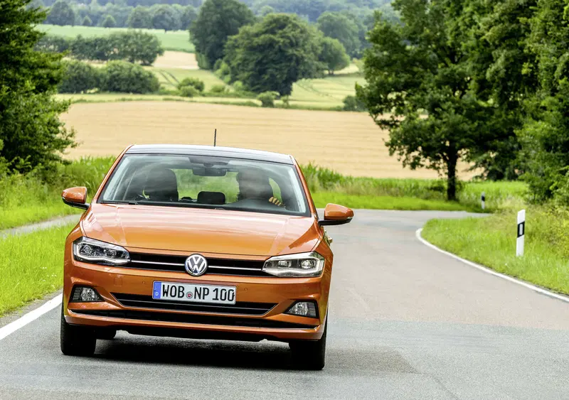 Volkswagen Polo (2017-->>) (29)