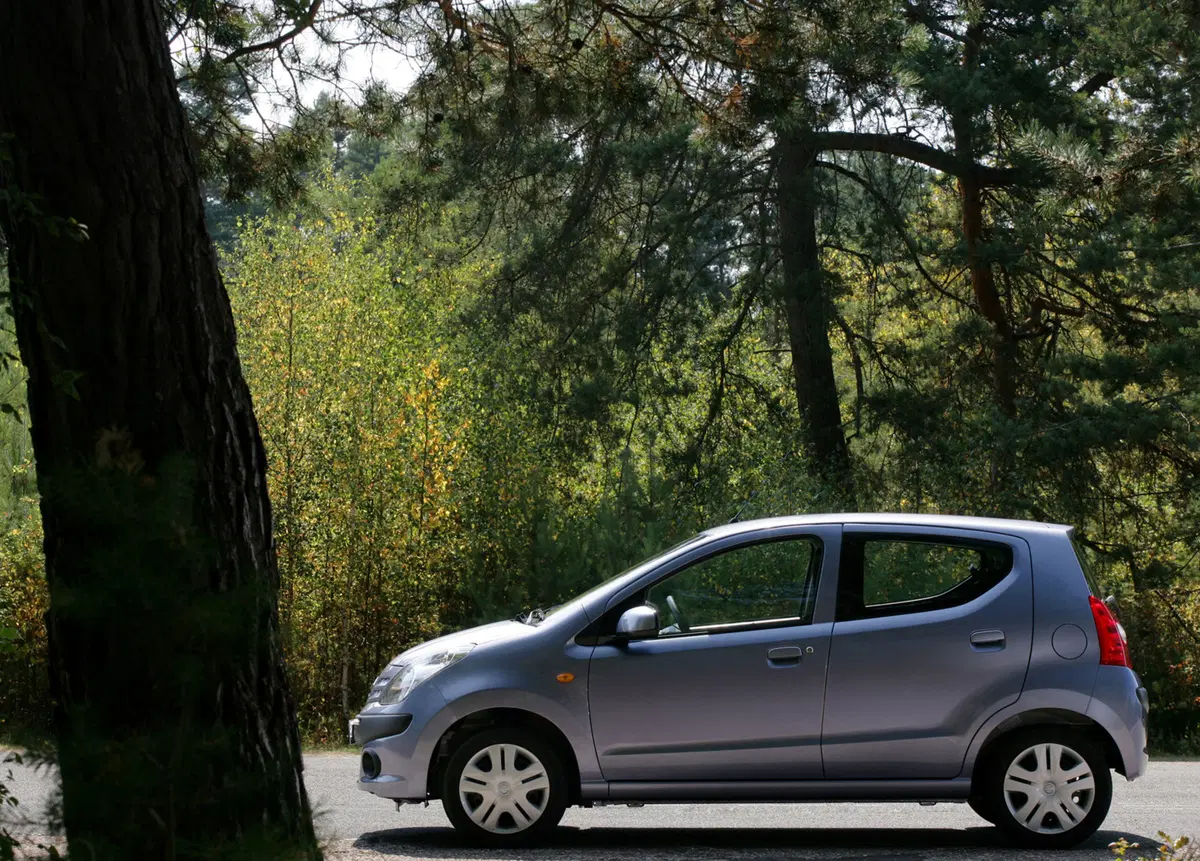 Nissan Pixo (2009-13) (5)