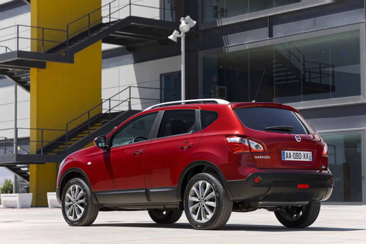 Nissan Qashqai 1.6 16V Tekna (7)