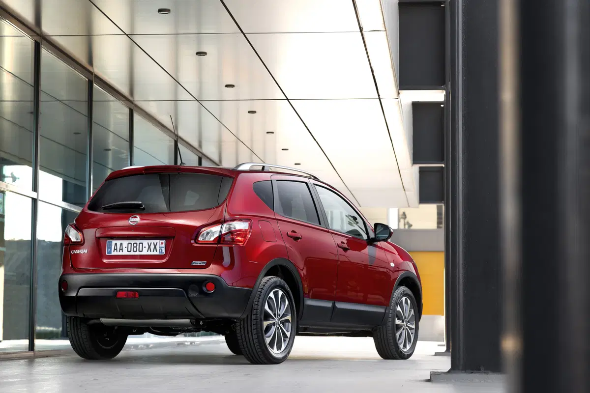 Nissan Qashqai 1.6 16V Tekna (8)