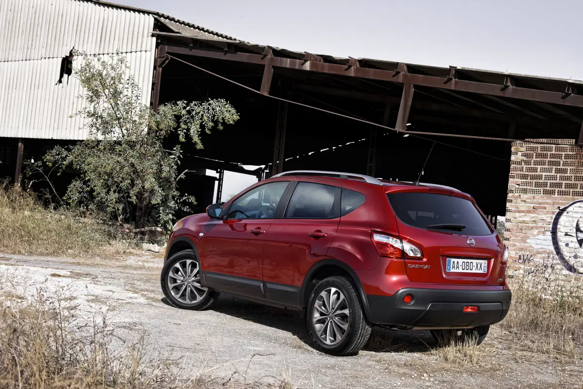 Nissan Qashqai 1.6 16V Tekna (9)
