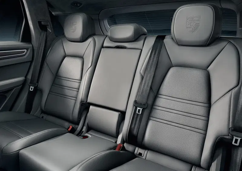 Porsche Cayenne (2017-->>) (27)