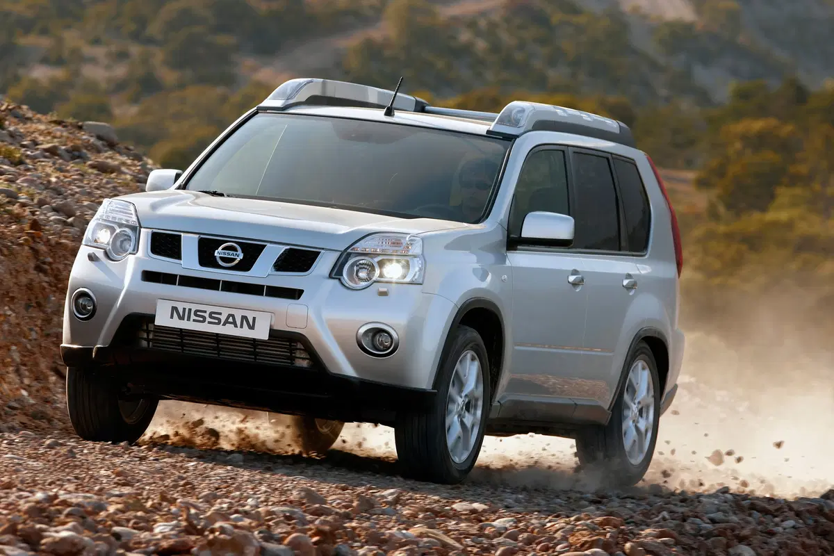 Nissan X-Trail 2.0 dCi 150CV LE (6)