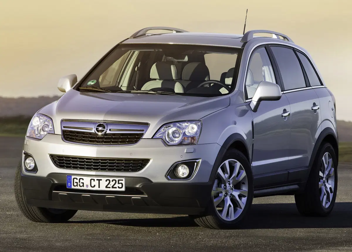 Opel Antara 2.2 CDTI 163CV Start&Stop 4x2 Cosmo (2)