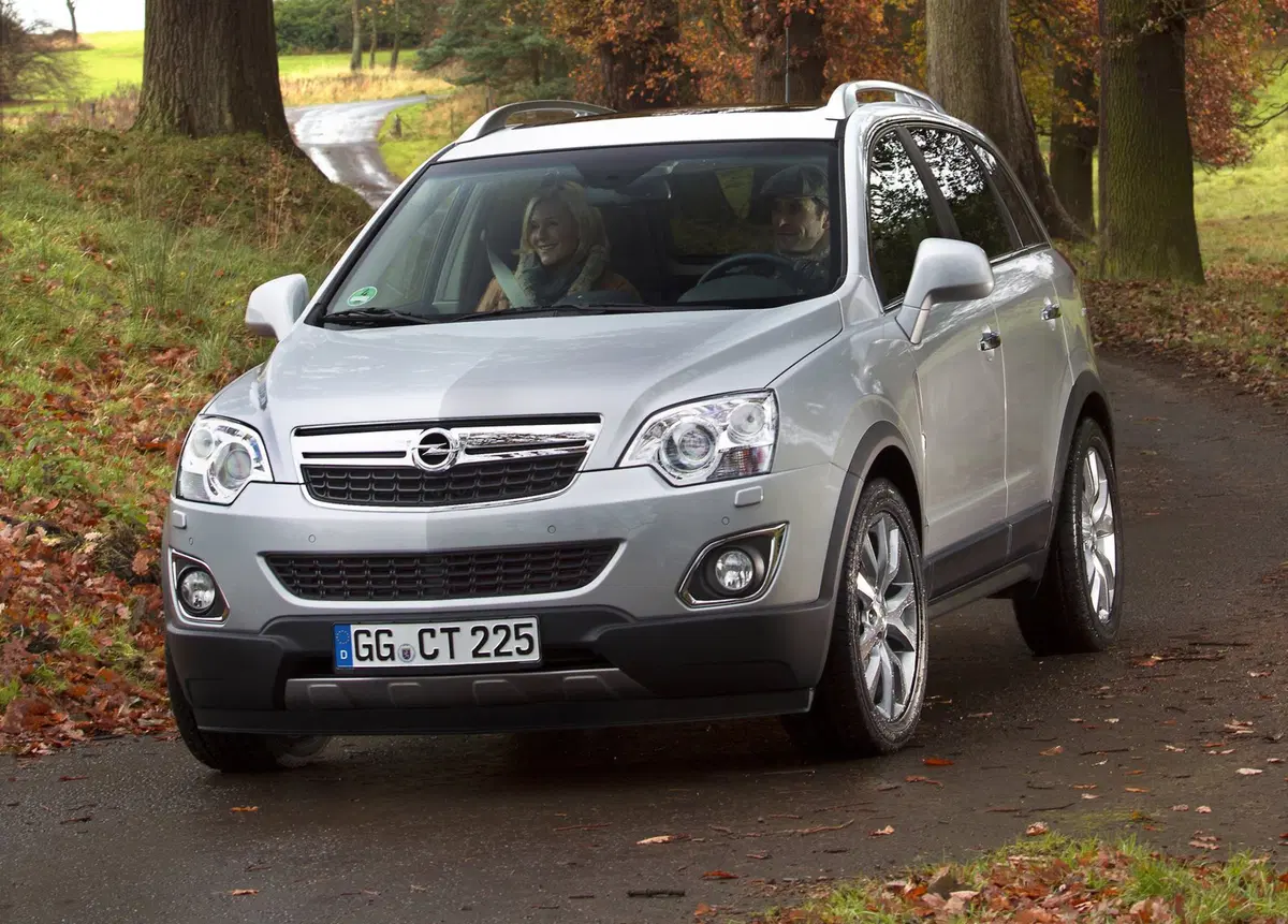 Opel Antara 2.2 CDTI 163CV Start&Stop 4x2 Cosmo (3)