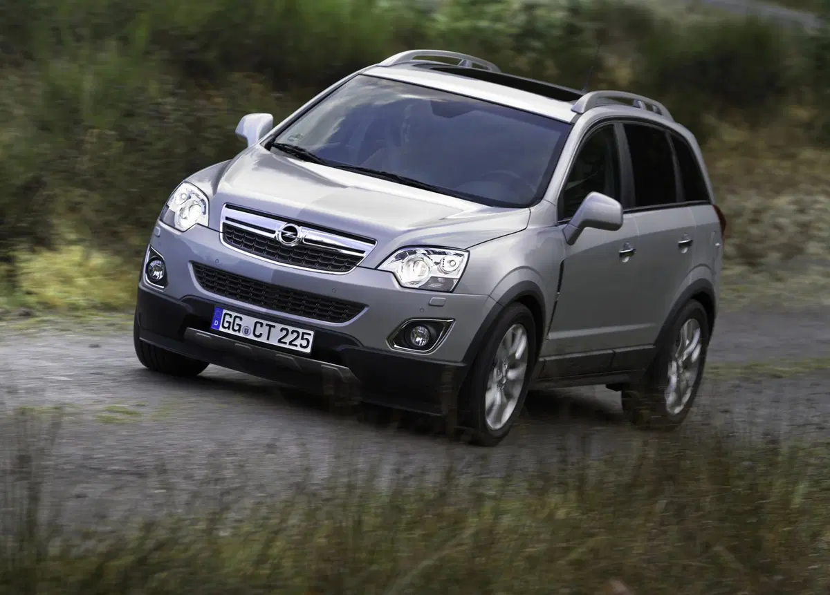 Opel Antara 2.2 CDTI 163CV Start&Stop 4x2 Cosmo (5)