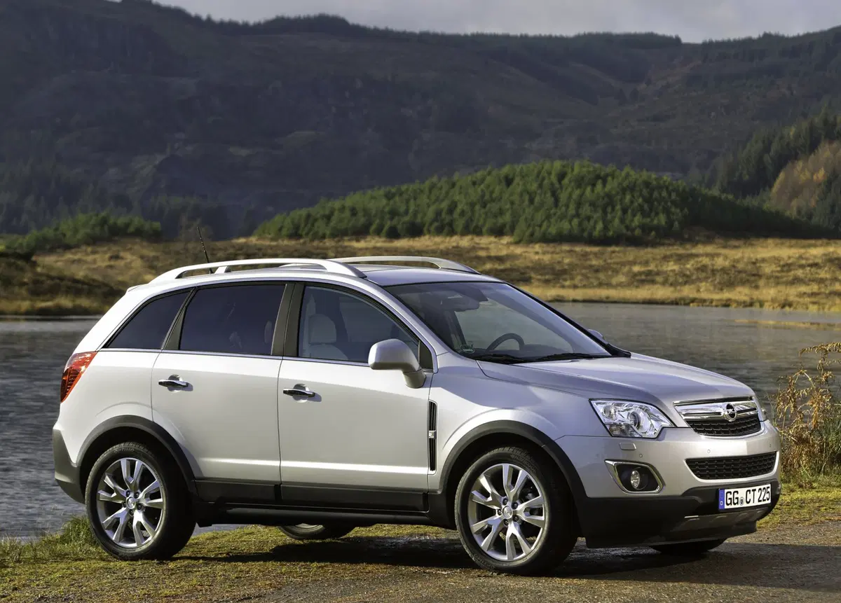 Opel Antara 2.2 CDTI 163CV Start&Stop 4x2 Cosmo (8)