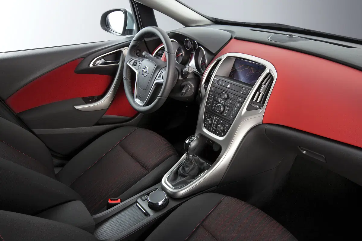 Opel Astra 2.0 BiTurbo CDTI 195CV S&S 5 porte (11)