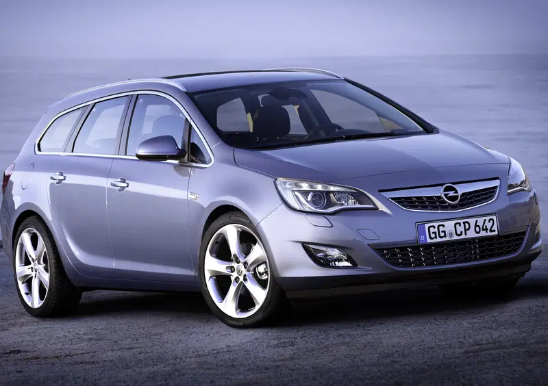 Opel Astra Station Wagon (2010-17)