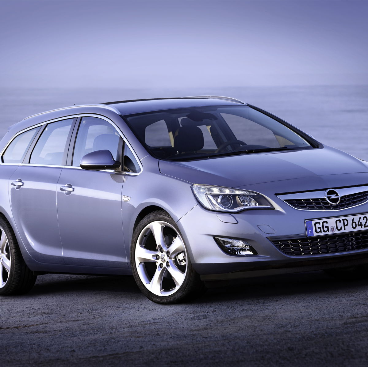 Opel Astra Station Wagon (2010-17)