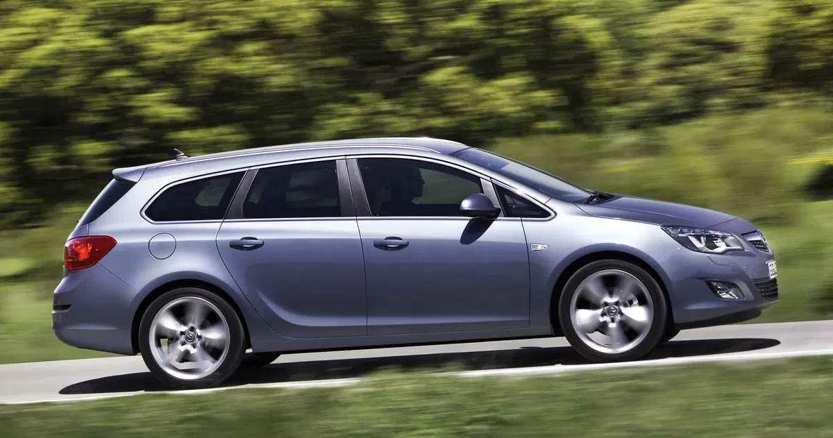 Opel Astra Station Wagon (2010-17) (5)