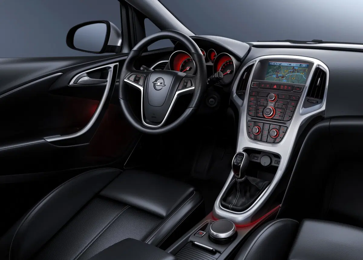 Opel Astra Station Wagon (2010-17) (11)