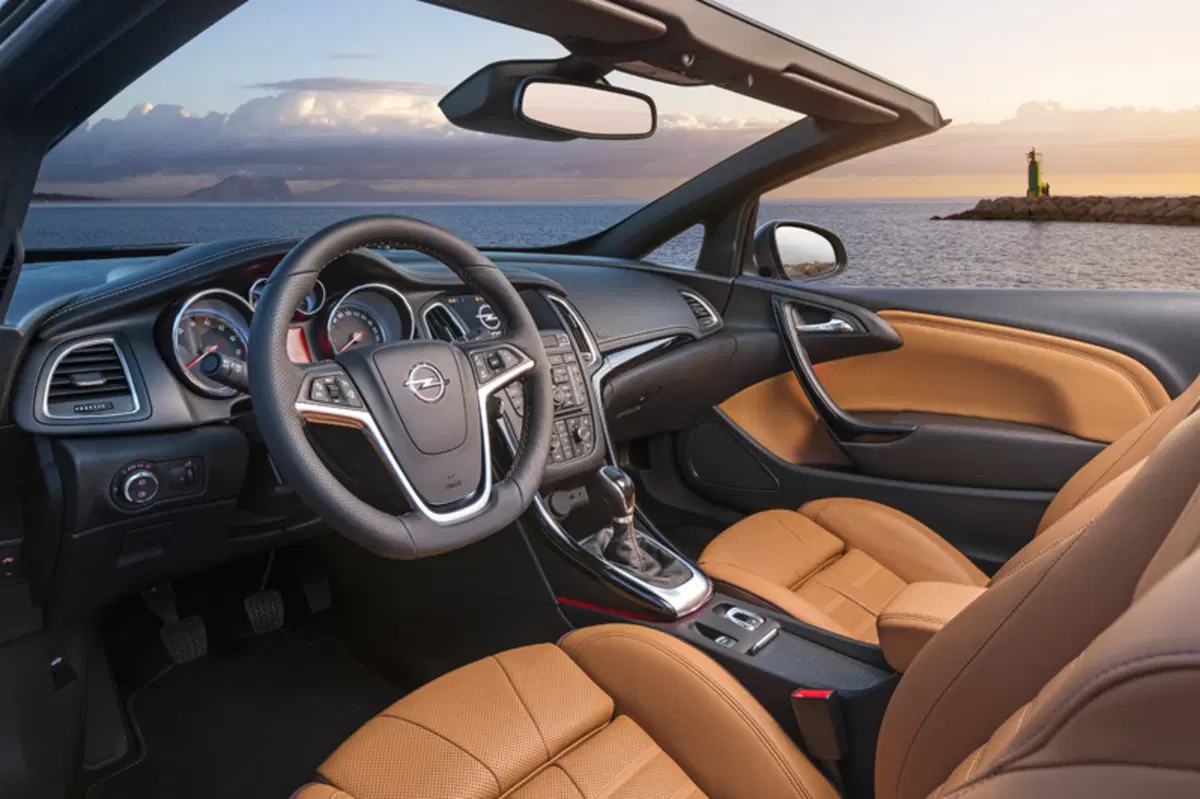 Opel Cascada (2013-18) (8)