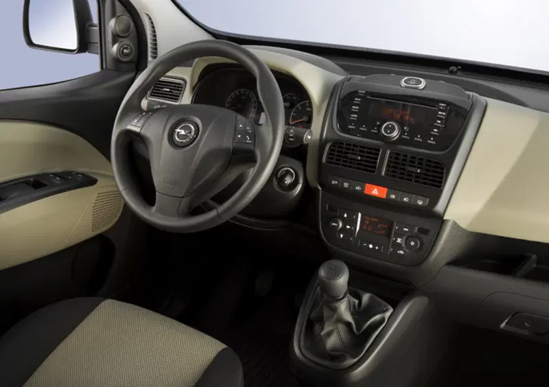 Opel Combo Tour (2012-18) (5)