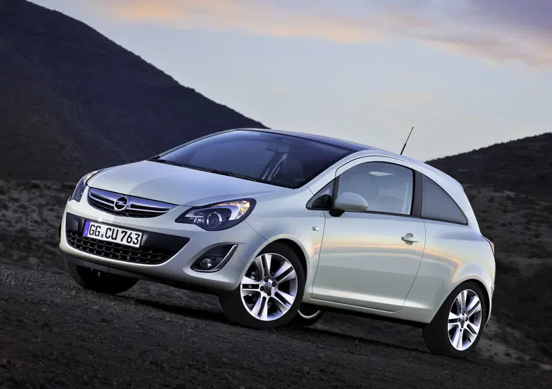 Opel Corsa (2006-15) (2)