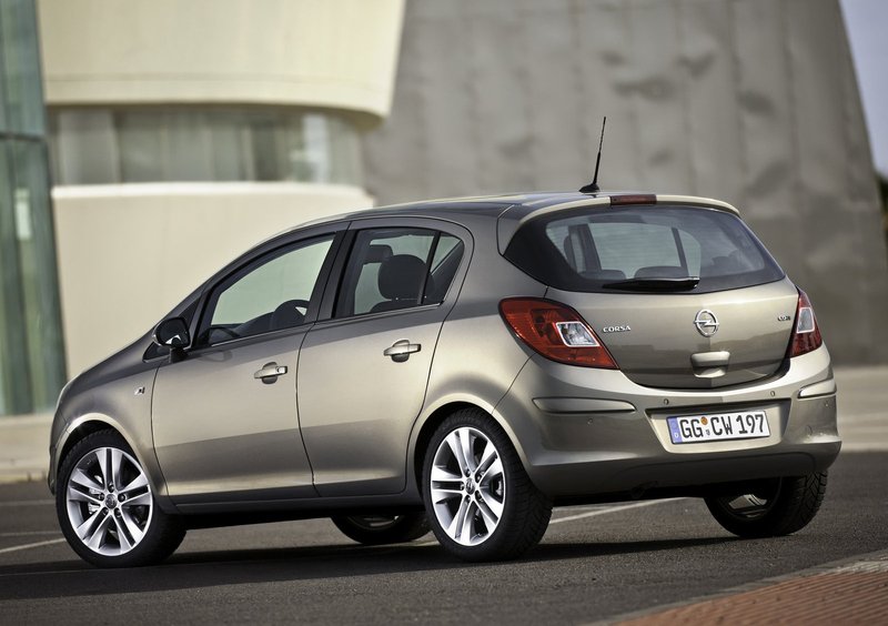 Opel Corsa (2006-15) (6)