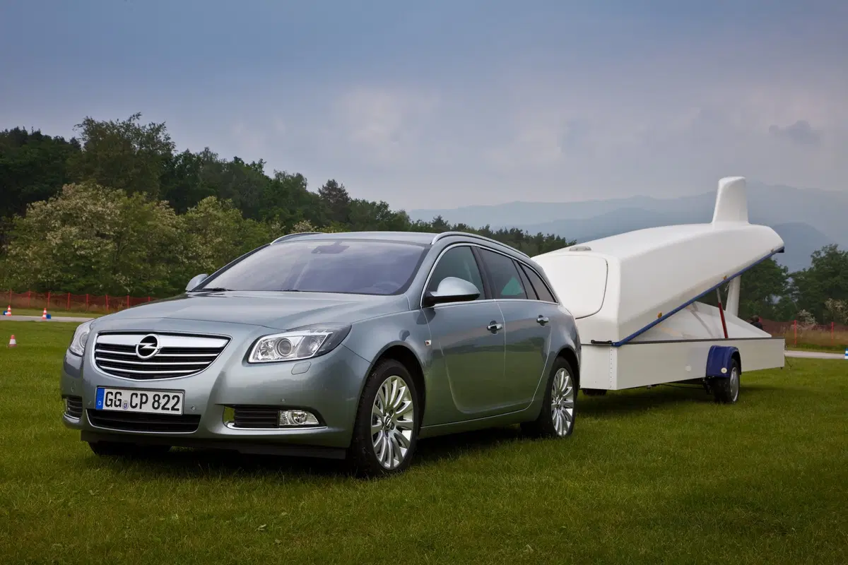 Opel Insignia Station Wagon CDTI 160CV Sports Cosmo (8)
