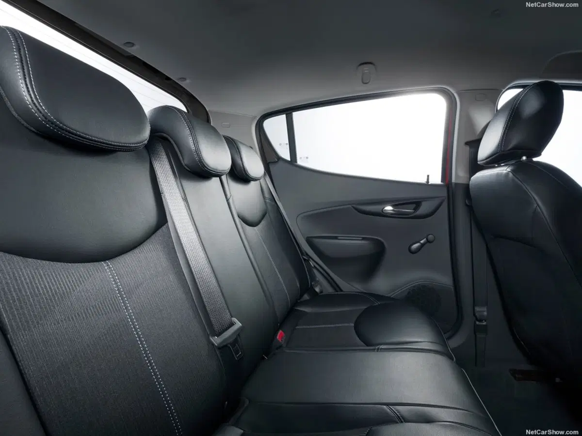 Opel Karl (2015-19) (13)