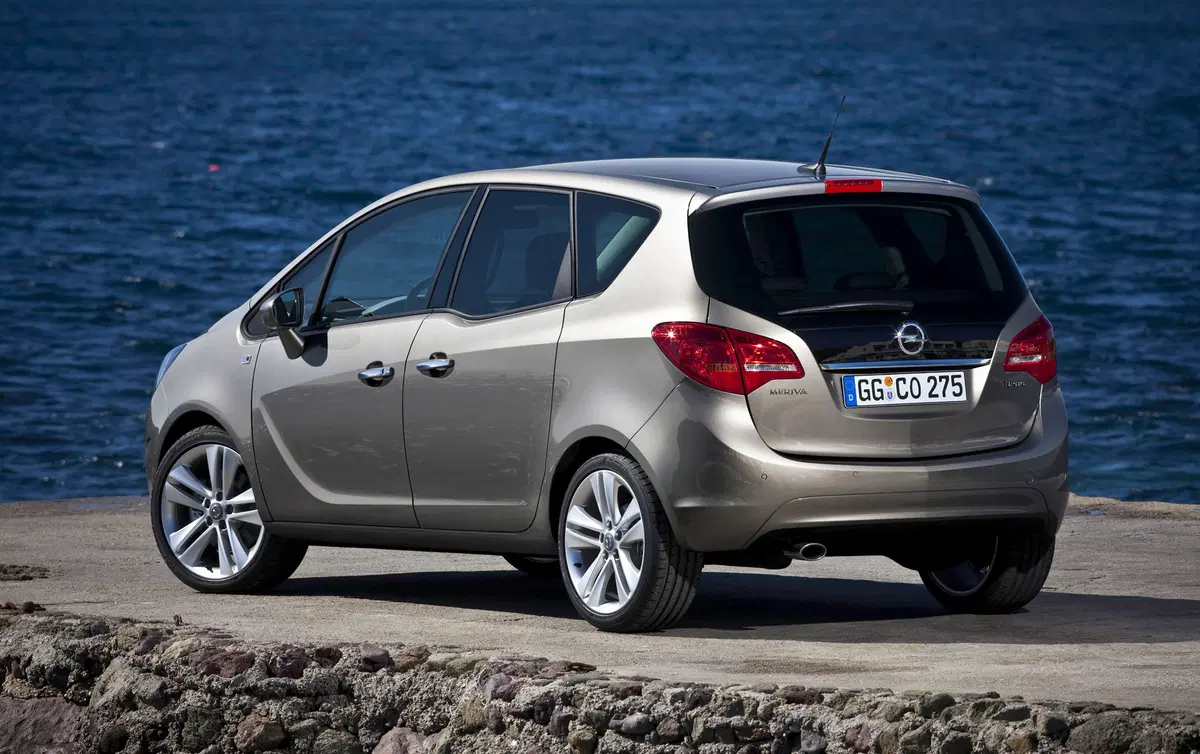 Opel Meriva 1.4 Turbo 120CV aut. Advance (9)