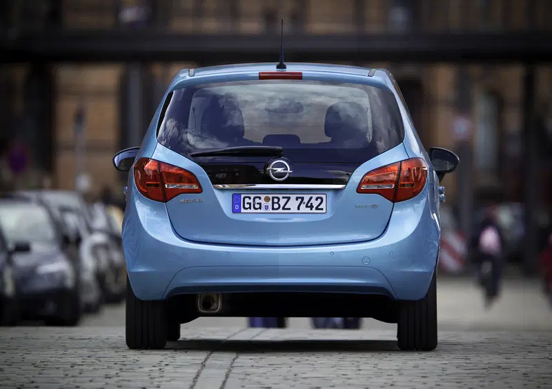 Opel Meriva (2010-18) (12)