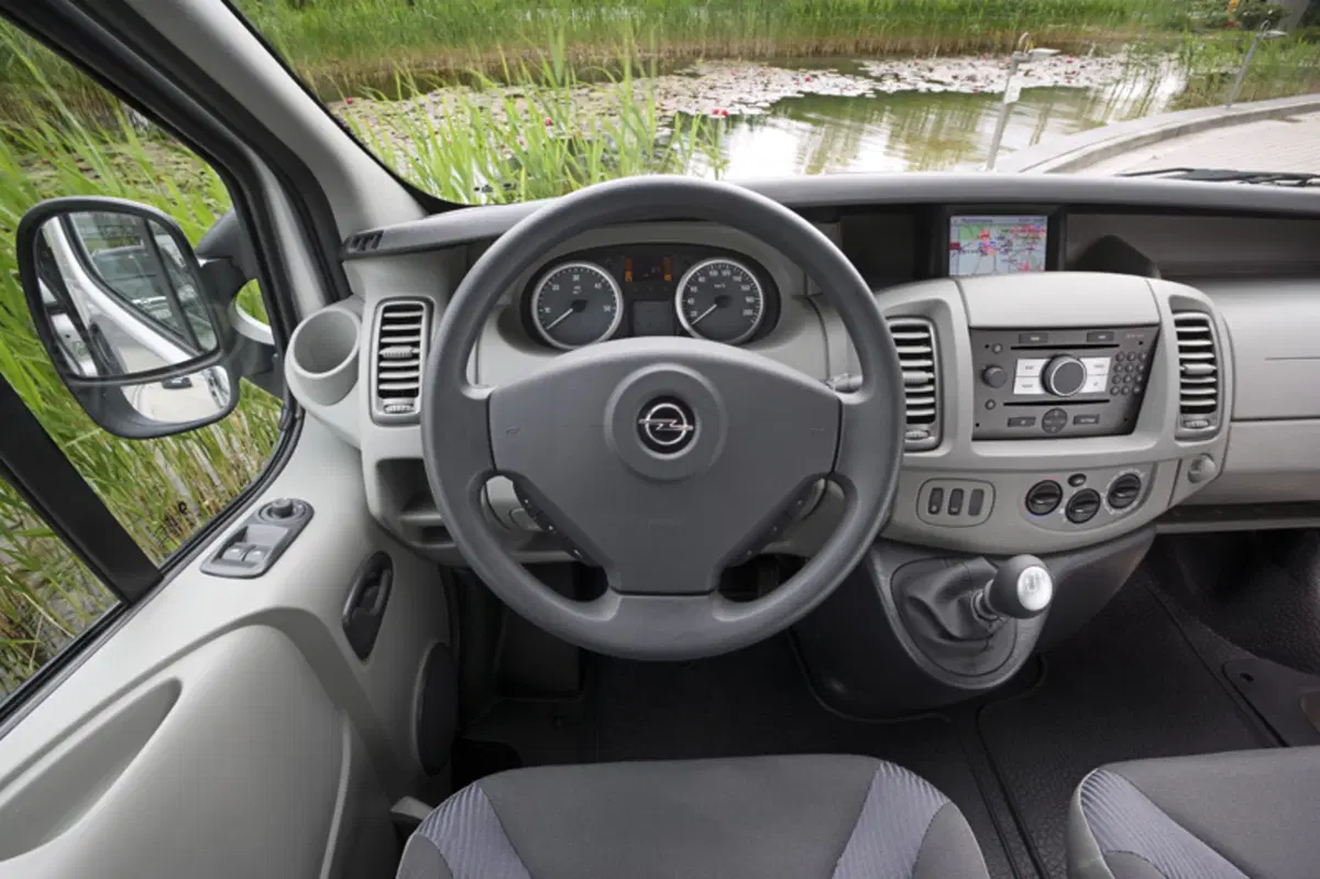 Opel Vivaro Furgone (2006-14) (5)