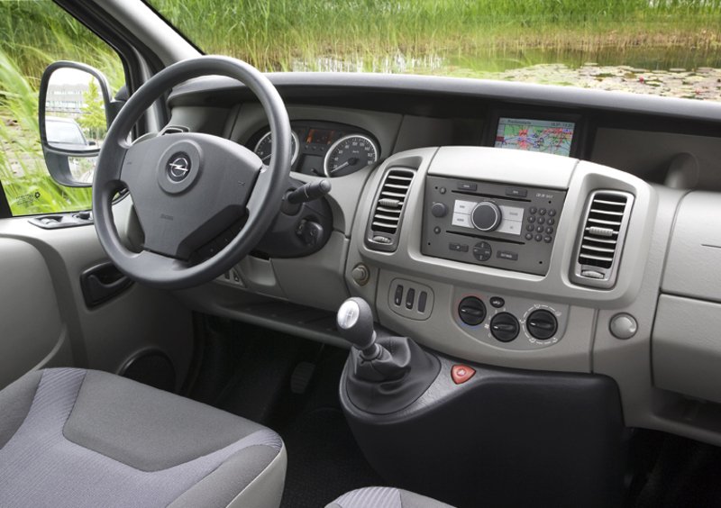 Opel Vivaro Furgone (2006-14) (6)