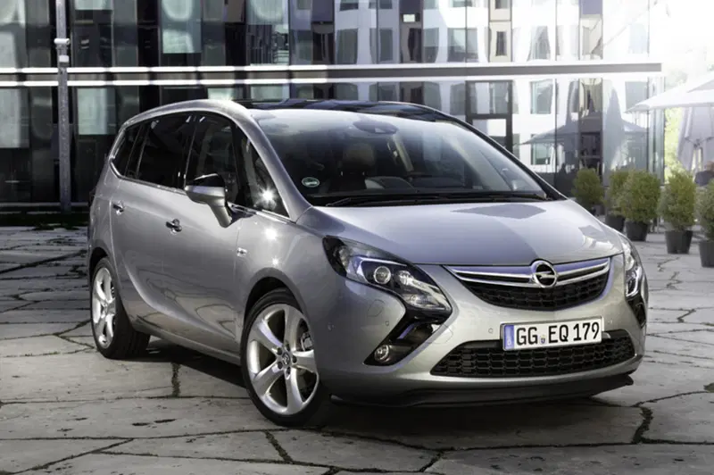 Opel Zafira Tourer 1.4 Turbo 140CV GPL Professional N1