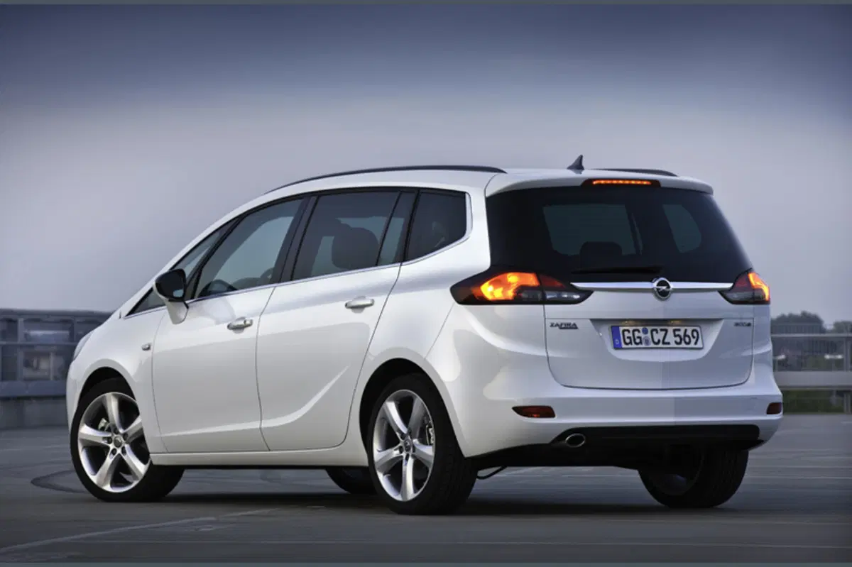 Opel Zafira Tourer (2011-16) (3)