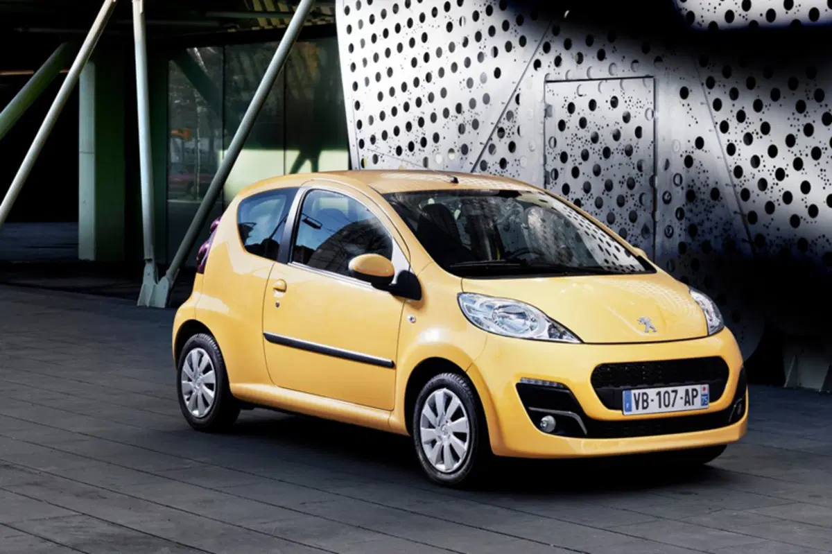 Peugeot 107 68CV 5p. Active 2Tronic (4)