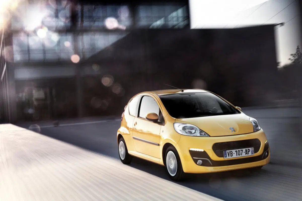 Peugeot 107 68CV 5p. Active 2Tronic (7)