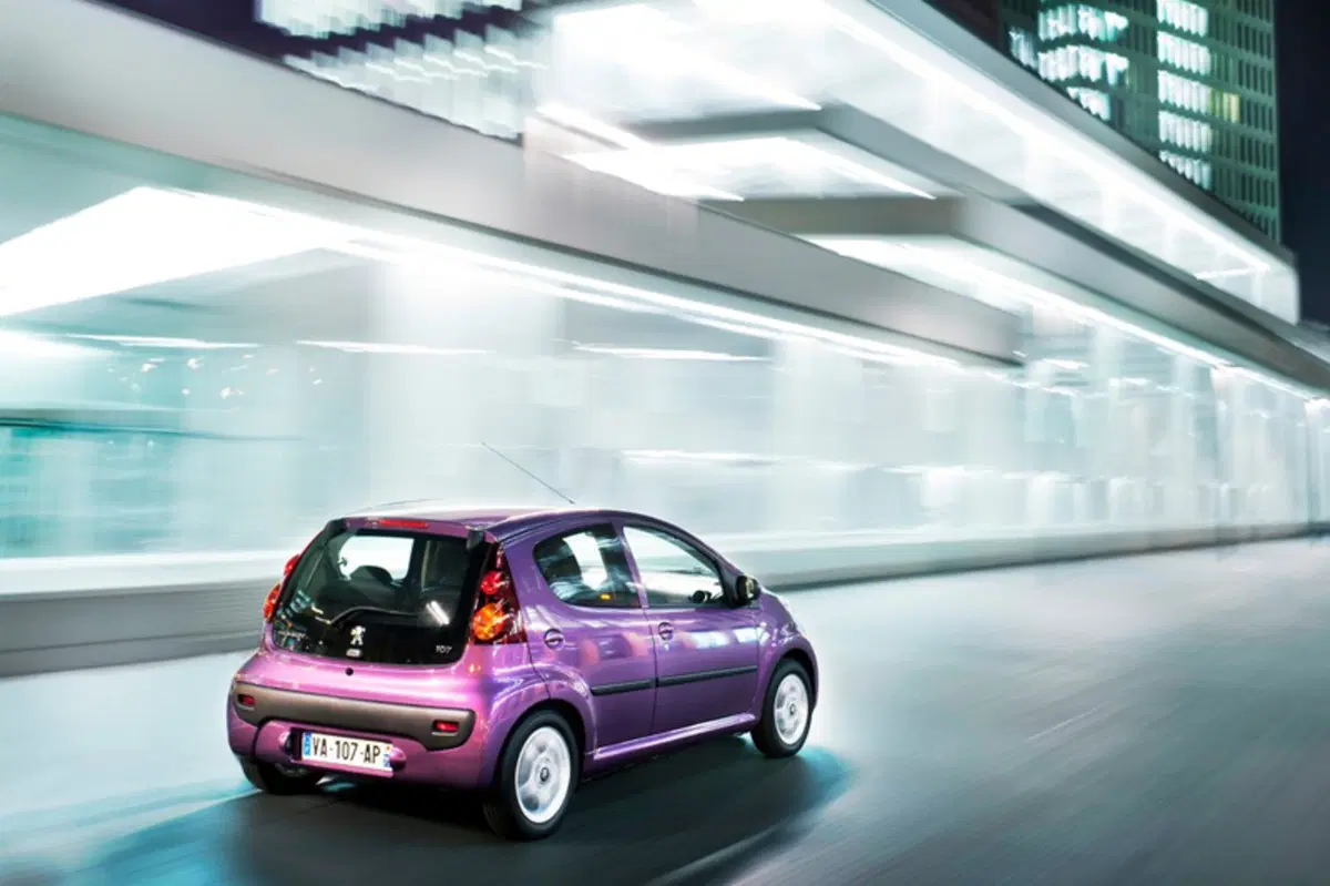 Peugeot 107 68CV 5p. Active 2Tronic (12)
