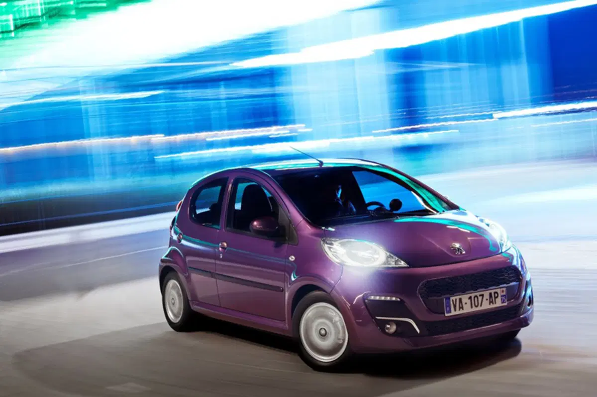 Peugeot 107 68CV 5p. Active 2Tronic (19)