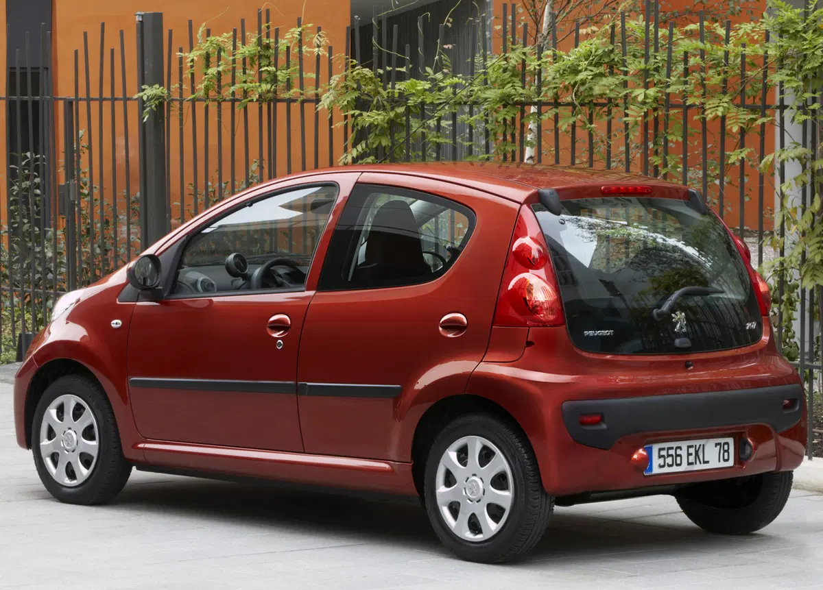 Peugeot 107 68CV 5p. Active 2Tronic (36)