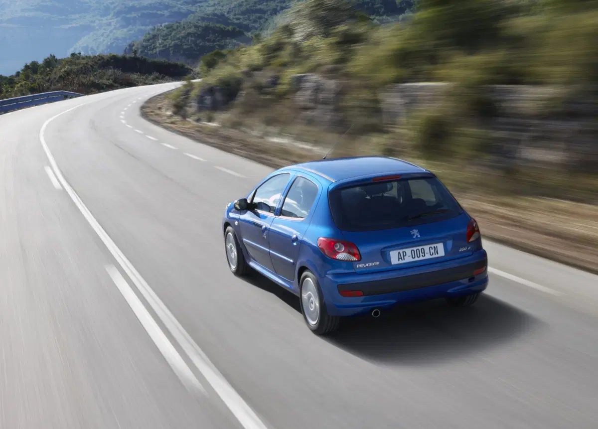 Peugeot 206 HDi 70CV 3p. Energie (9)
