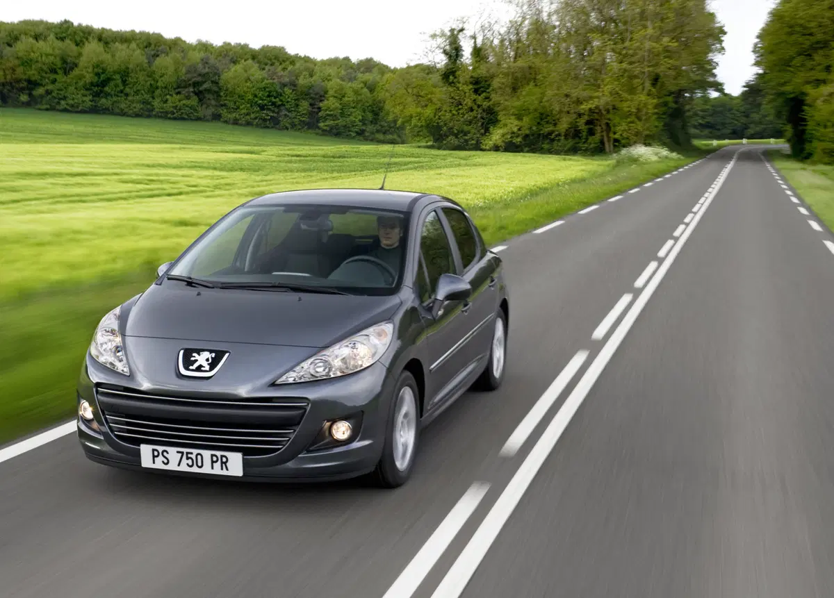Peugeot 207 VTi 95CV 3p. Special Edition (4)