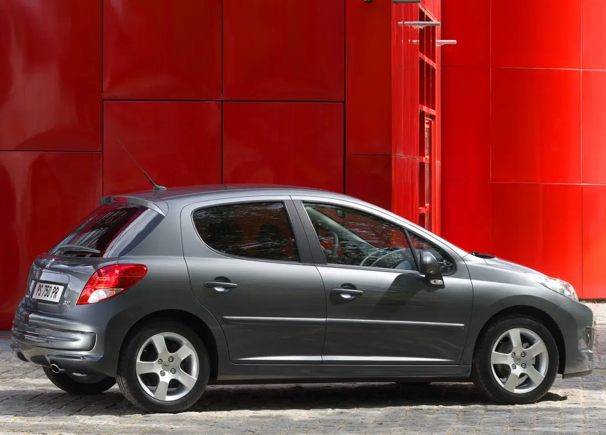 Peugeot 207 VTi 95CV 3p. Special Edition (6)
