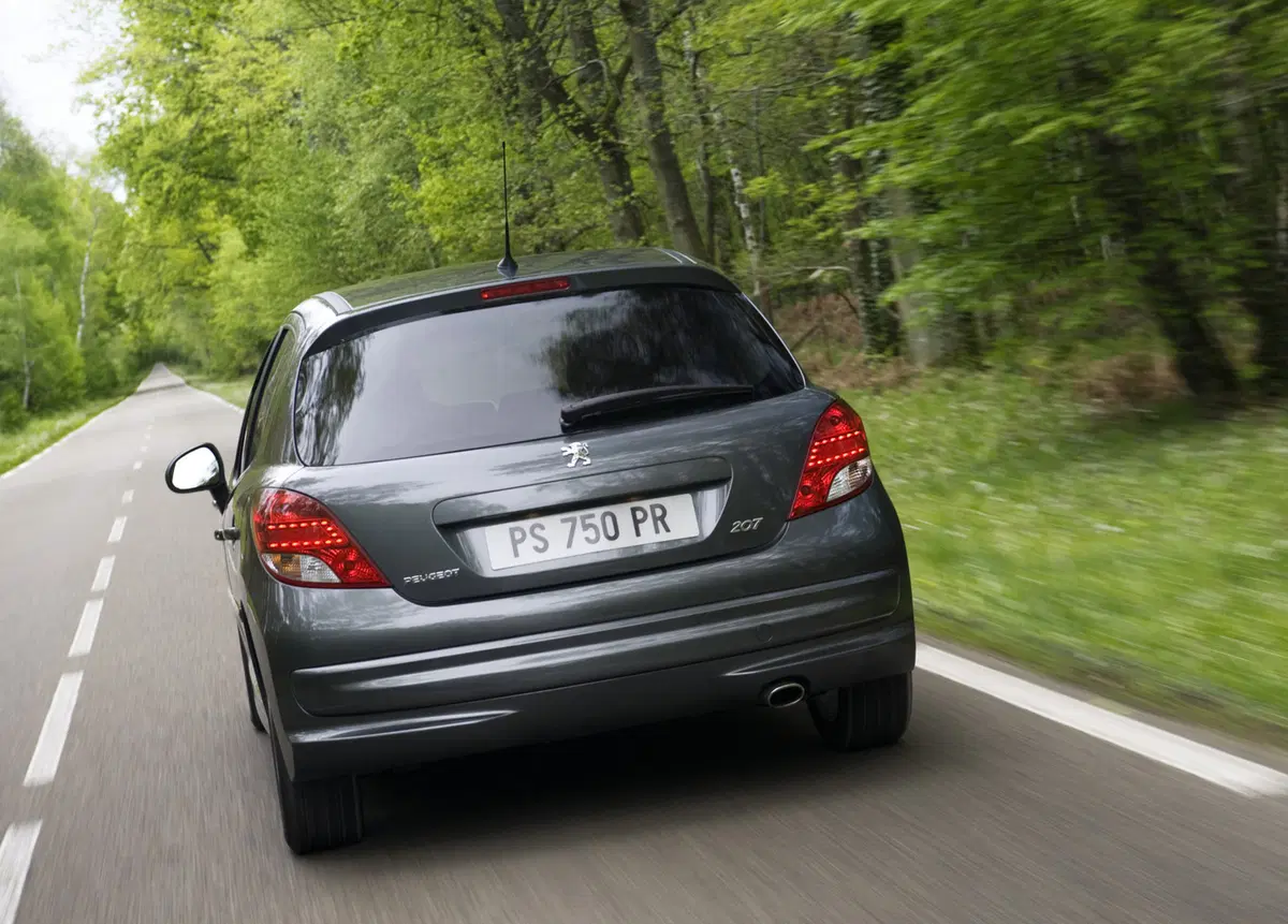 Peugeot 207 VTi 95CV 3p. Special Edition (8)