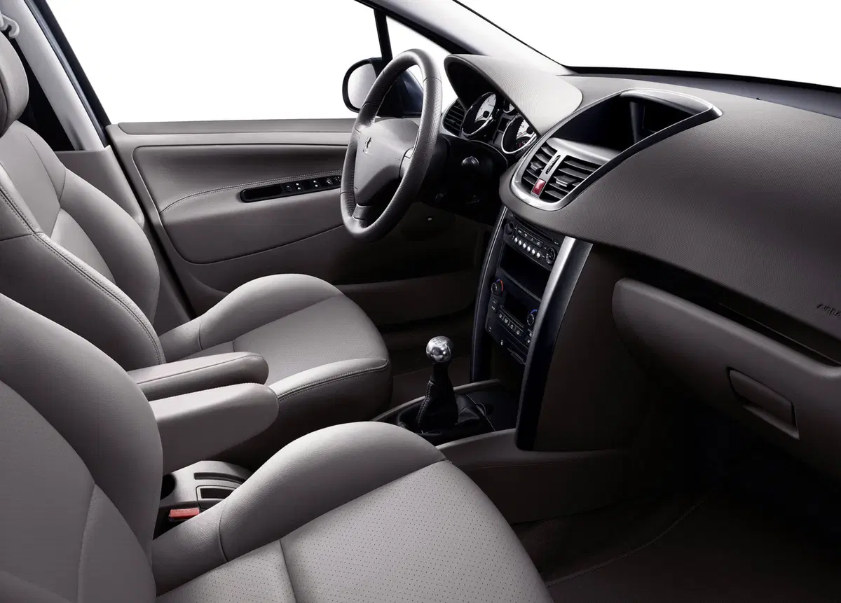 Peugeot 207 VTi 95CV 3p. Special Edition (10)